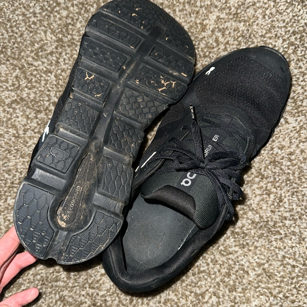 On Cloud Waterproof Sneakers - image 2